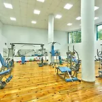 Marina Grand Hotell 4*