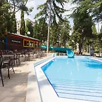 Hotell Marina Grand 4*