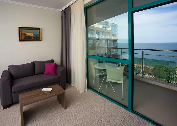 Marina Grand Ξενοδοχείο 4*