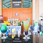 Marina Grand Hotel 4*