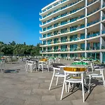 Marina Grand 4* Goudstrand