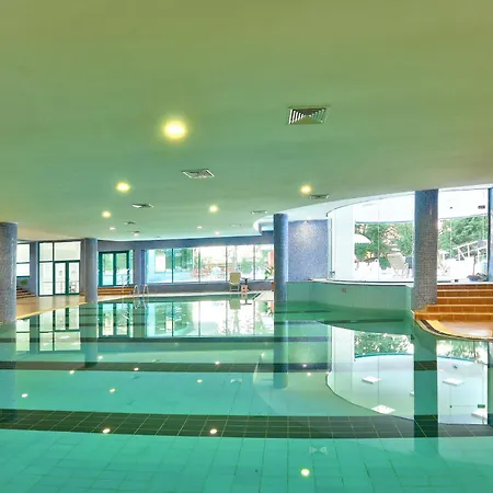 Marina Grand فندق غولدن ساندز