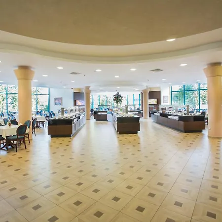 Marina Grand فندق