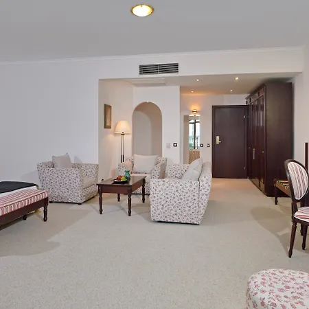 Отель Marina Grand Золотые Пески