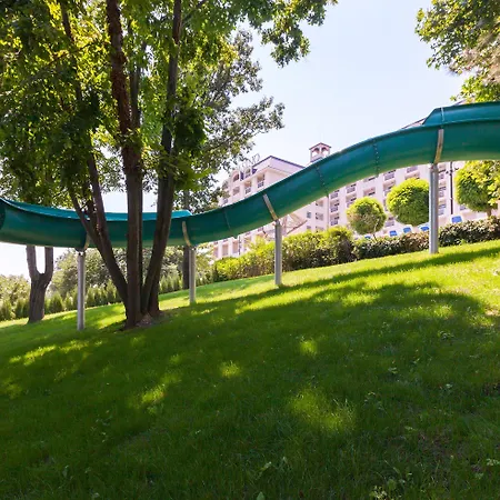 Marina Grand Готель