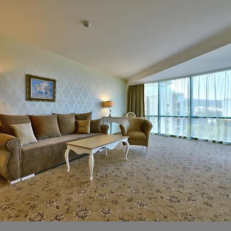 Marina Grand Отель 4*