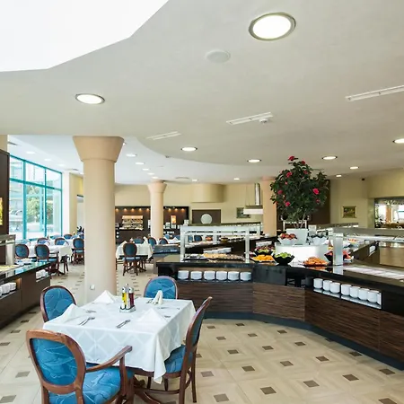 Marina Grand 4*