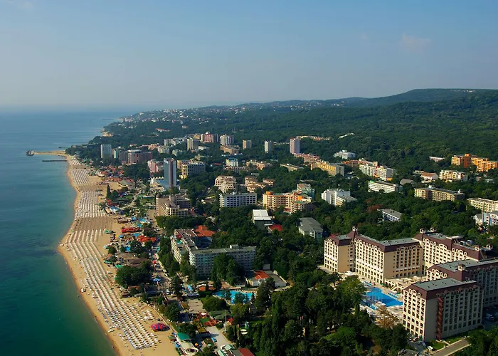 Marina Grand Hotel 4*