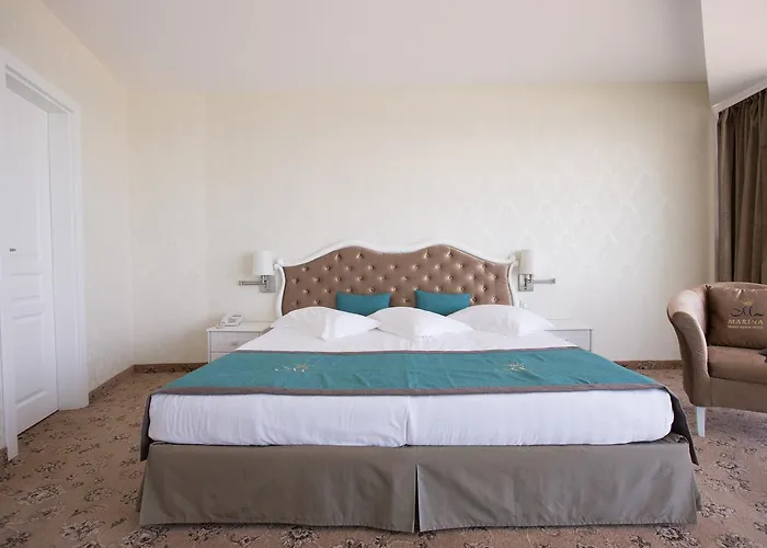 Hotel Marina Grand